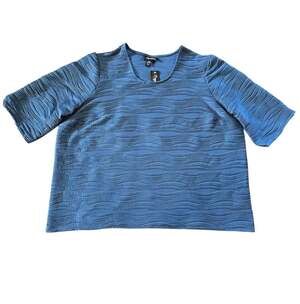 Maggie Barnes Blue Textured Wave Short Sleeve Plus Size Top 3X NWT